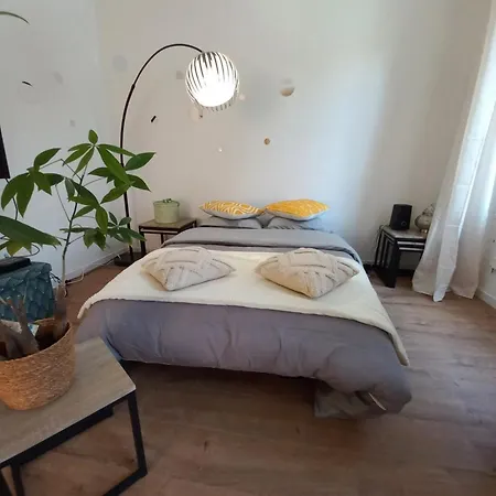 Duplex Eleonore-lilas مُلووز